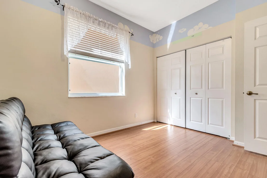 Photo of 11103 Pacifica Street