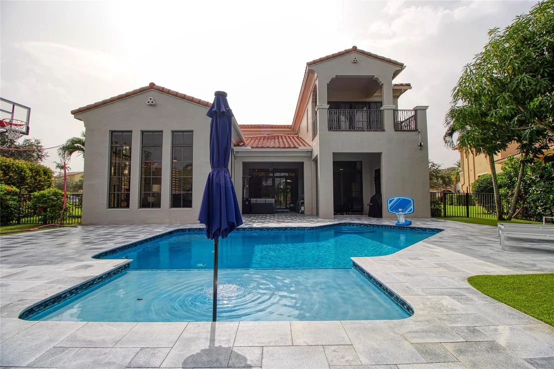 Photo of 9551 Eden Manor