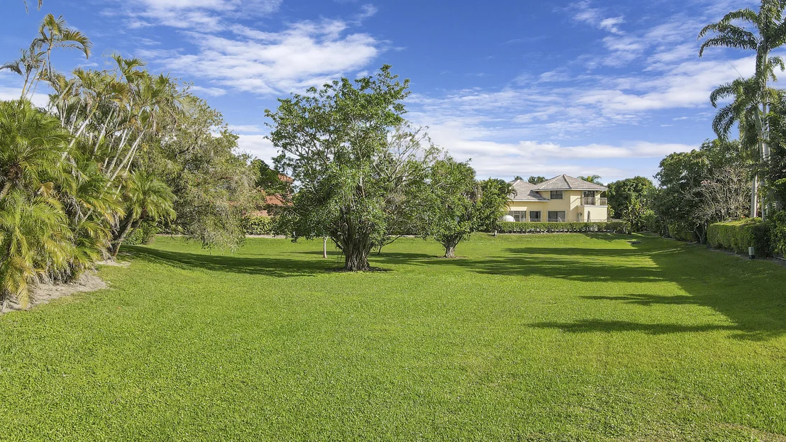 Photo of 7770 La Corniche Circle