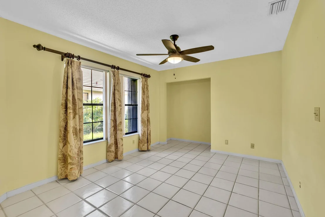 Photo of 4787 Brighton Lakes Boulevard