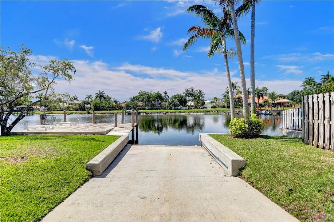 Photo of 1300 Cormorant Road