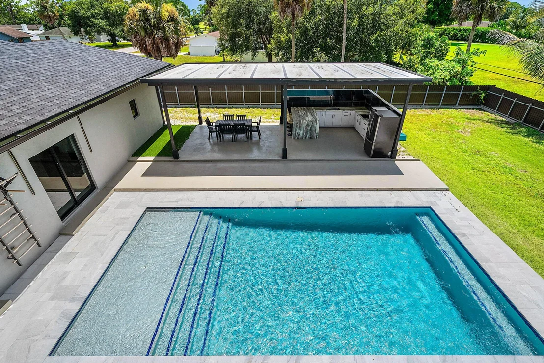 Photo of 641 Marshall Road