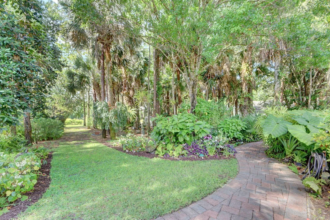 Photo of 14022 Greentree Trail