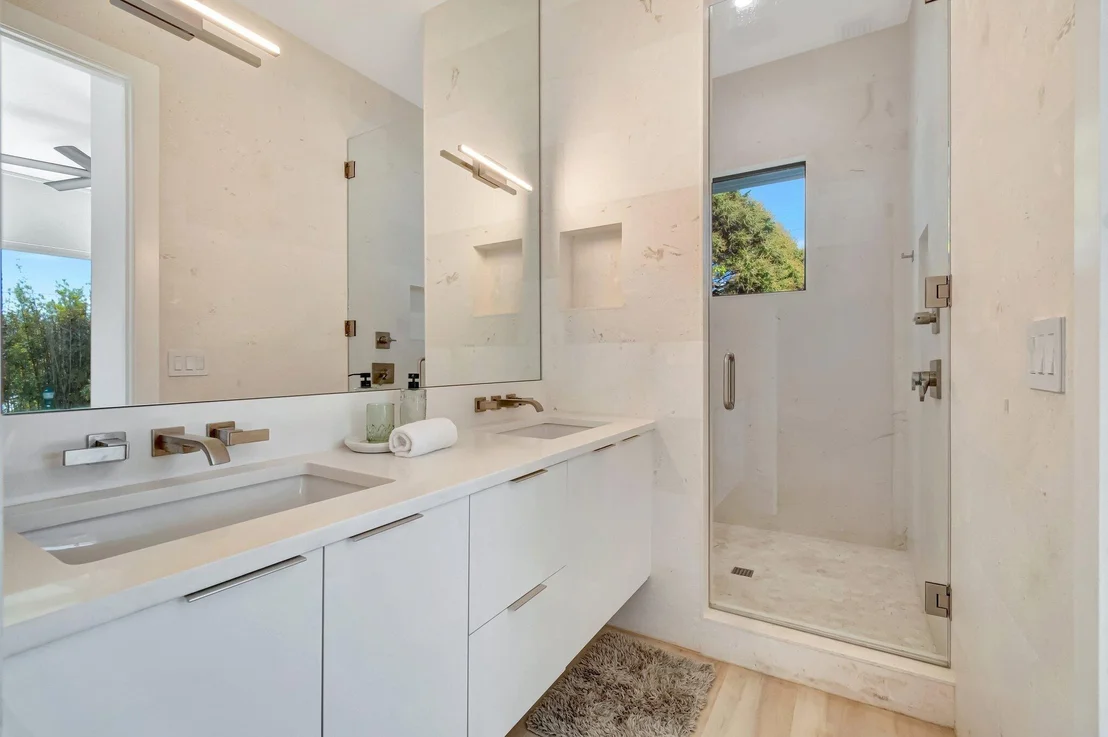 Photo of 311 SE 3rd Street