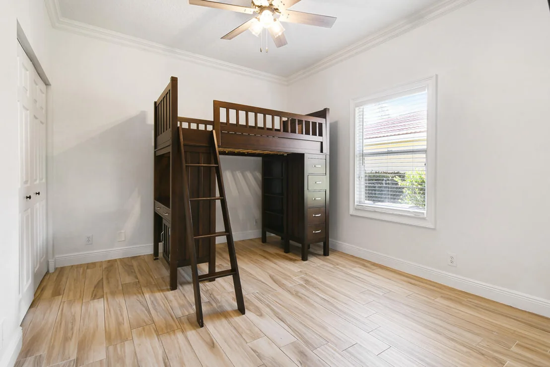 Photo of 1133 Egret Circle S
