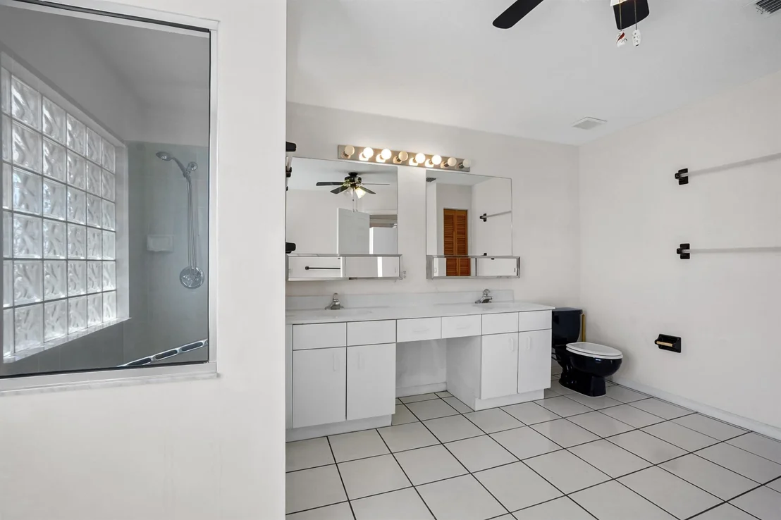 Photo of 1112 Hatteras Circle