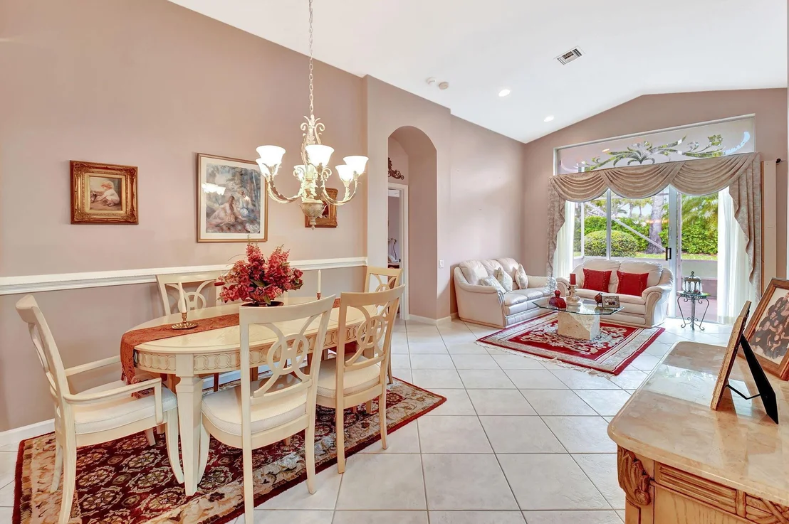 Photo of 5145 Glenville Drive