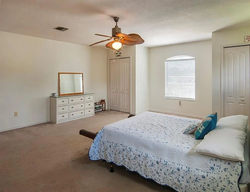 Photo of 922 Seneca