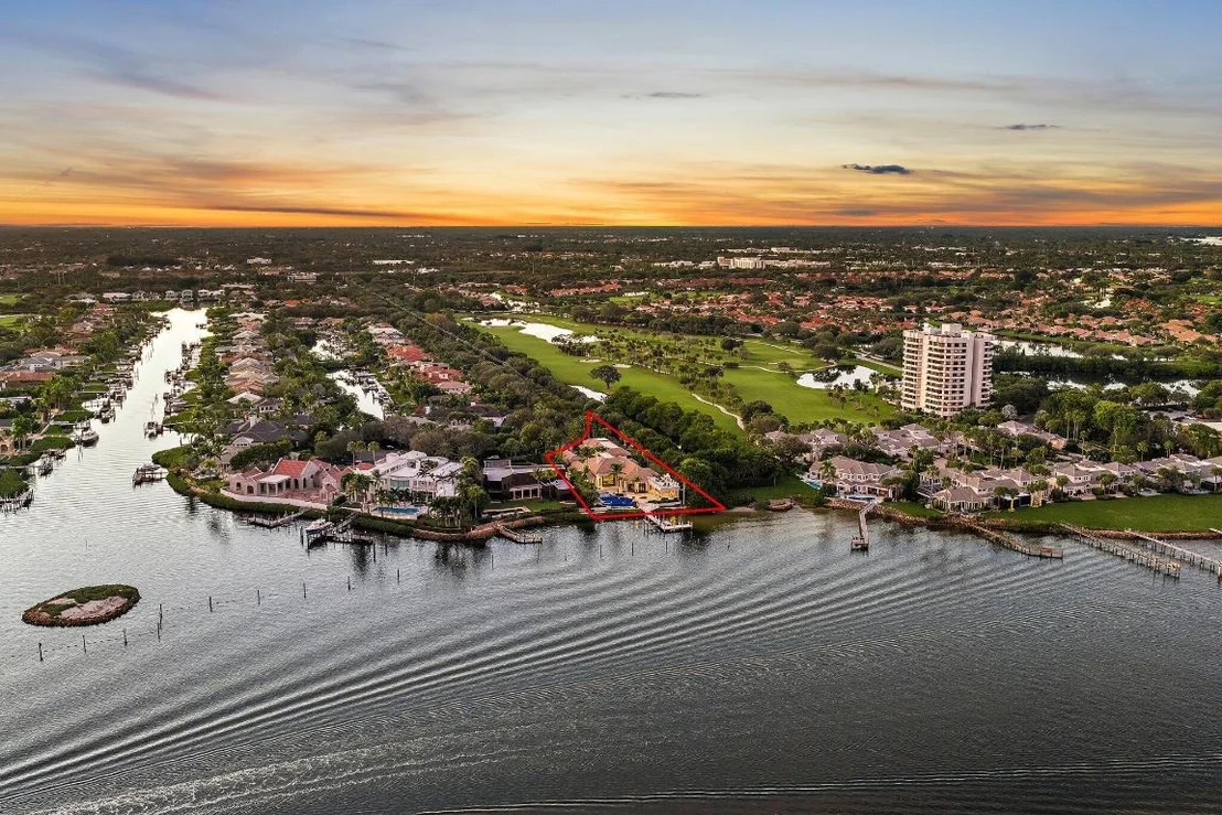 Photo of 372 Regatta Drive