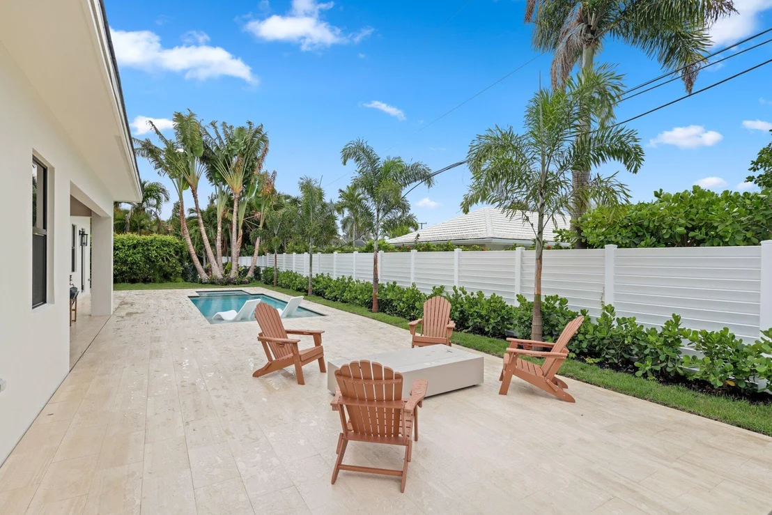 Photo of 1160 Emerald Drive