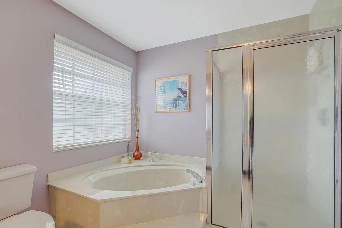 Photo of 1836 Edgewater Drive