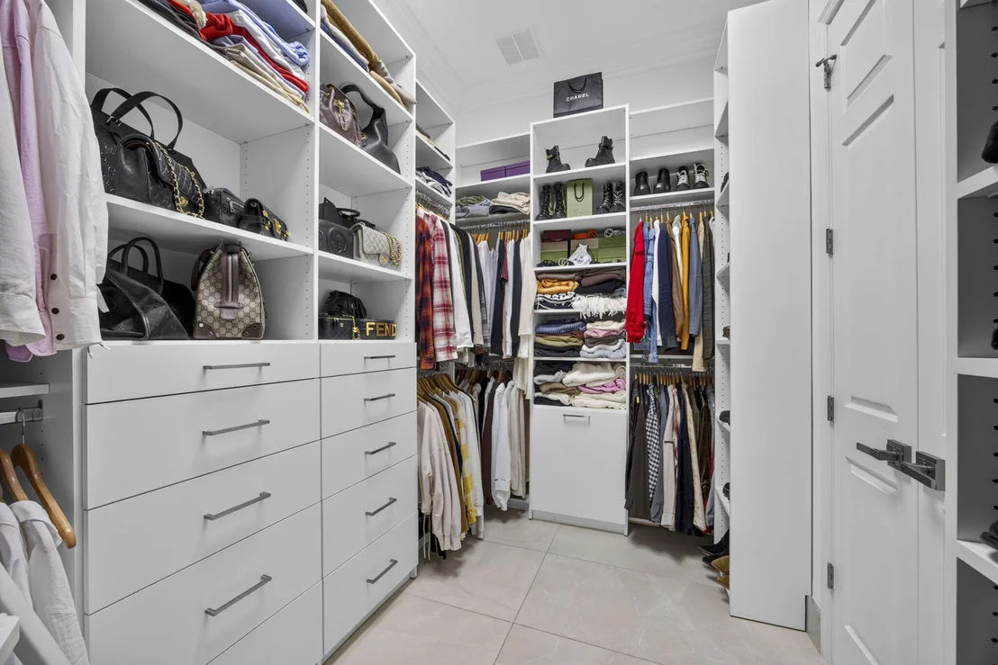 Photo of 9469 Via Elegante