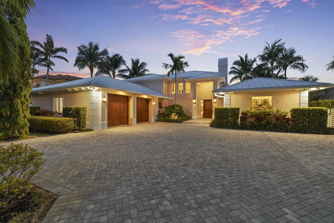 Photo of 103 River Drive