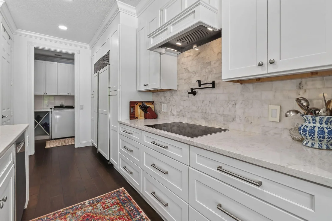 Photo of 350 Caravelle Drive