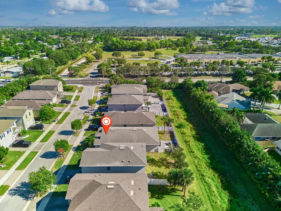 Photo of 4034 Tomoka Drive