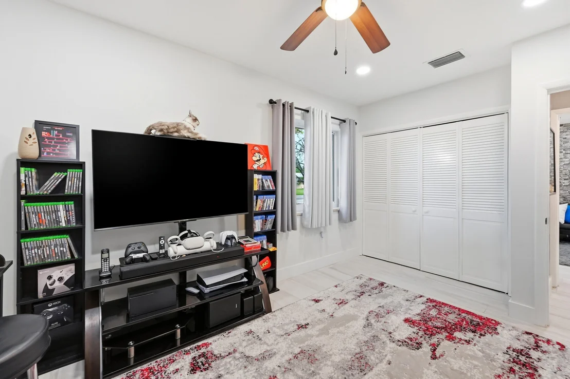 Photo of 141 SE 8th Street