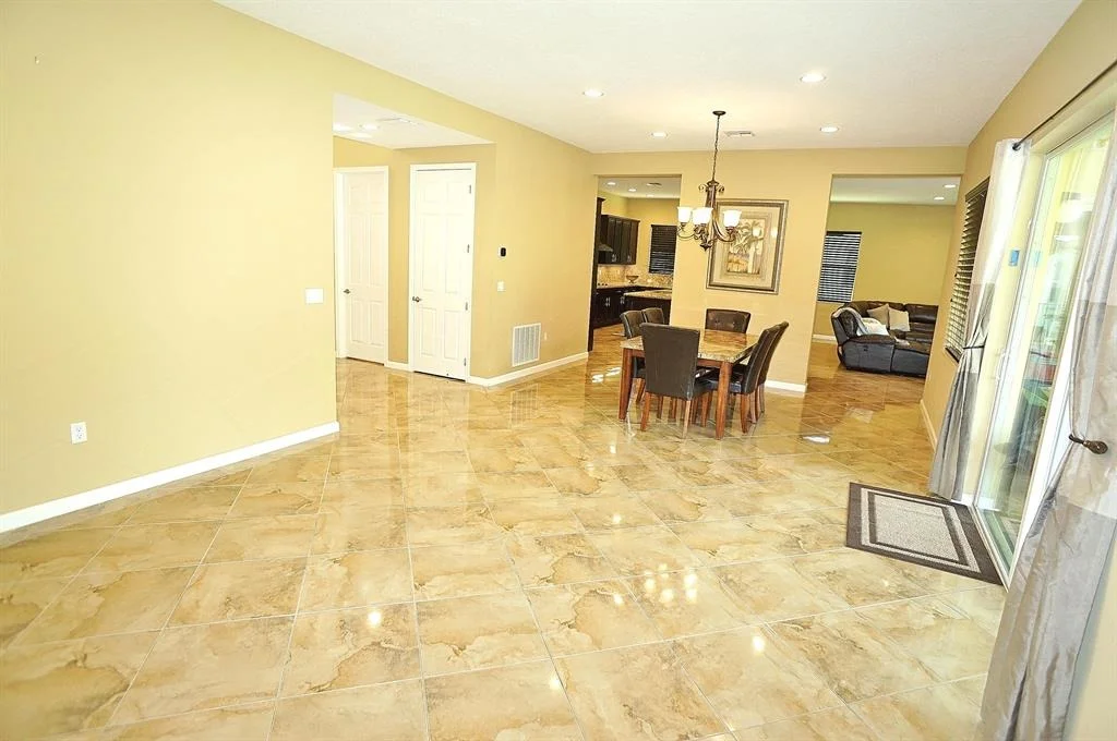 Photo of 2596 Cooper Way