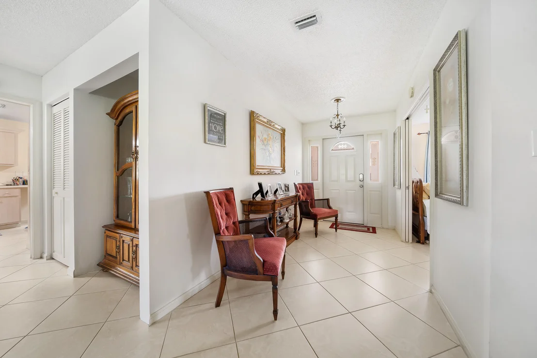 Photo of 6087 Petaluma Drive