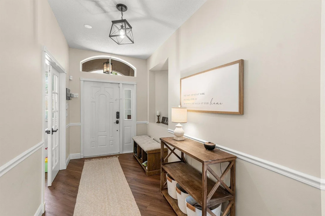 Photo of 6329 Stonehurst Circle