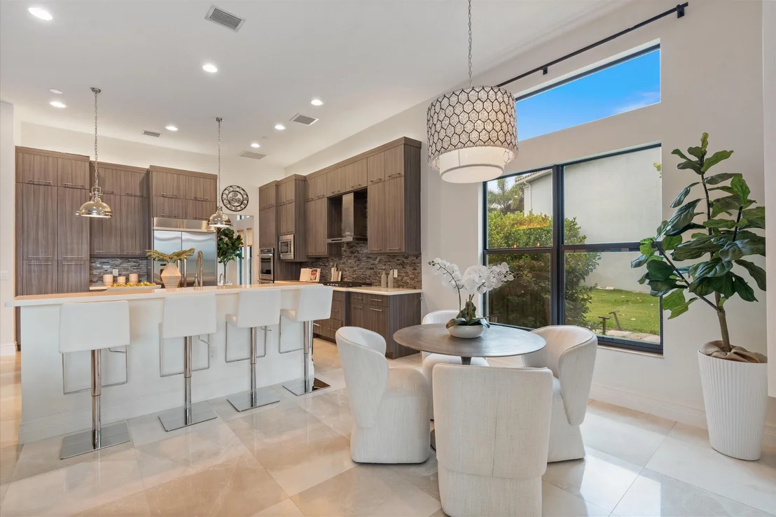 Photo of 16872 Pavilion Way