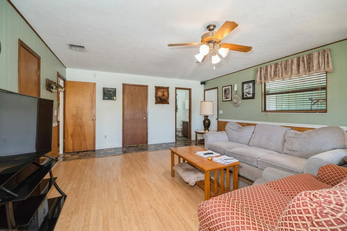 Photo of 6001 Palm Drive