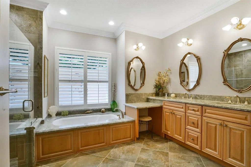 Photo of 6216 Winding Lake Drive
