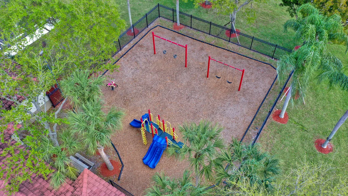 Photo of 6109 Spring Isles Boulevard