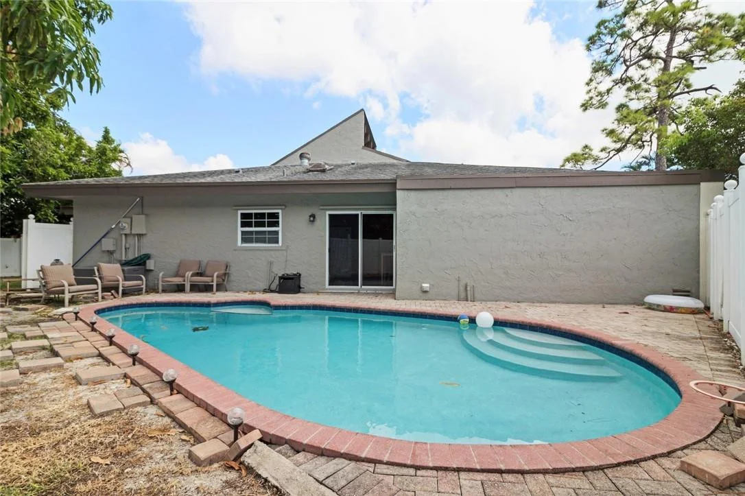 Photo of 8067 Buttonwood Creek