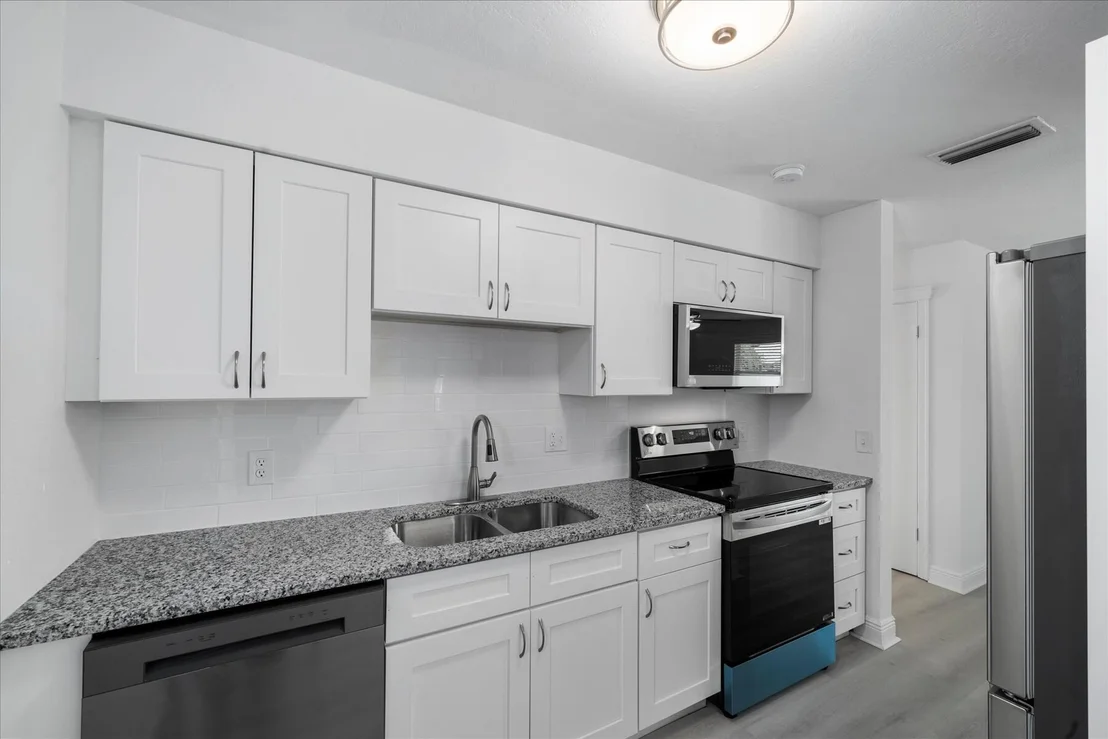 Photo of 421 Oak Street
