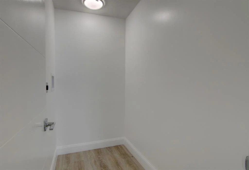 Photo of Unit B at 955 Circle Drive