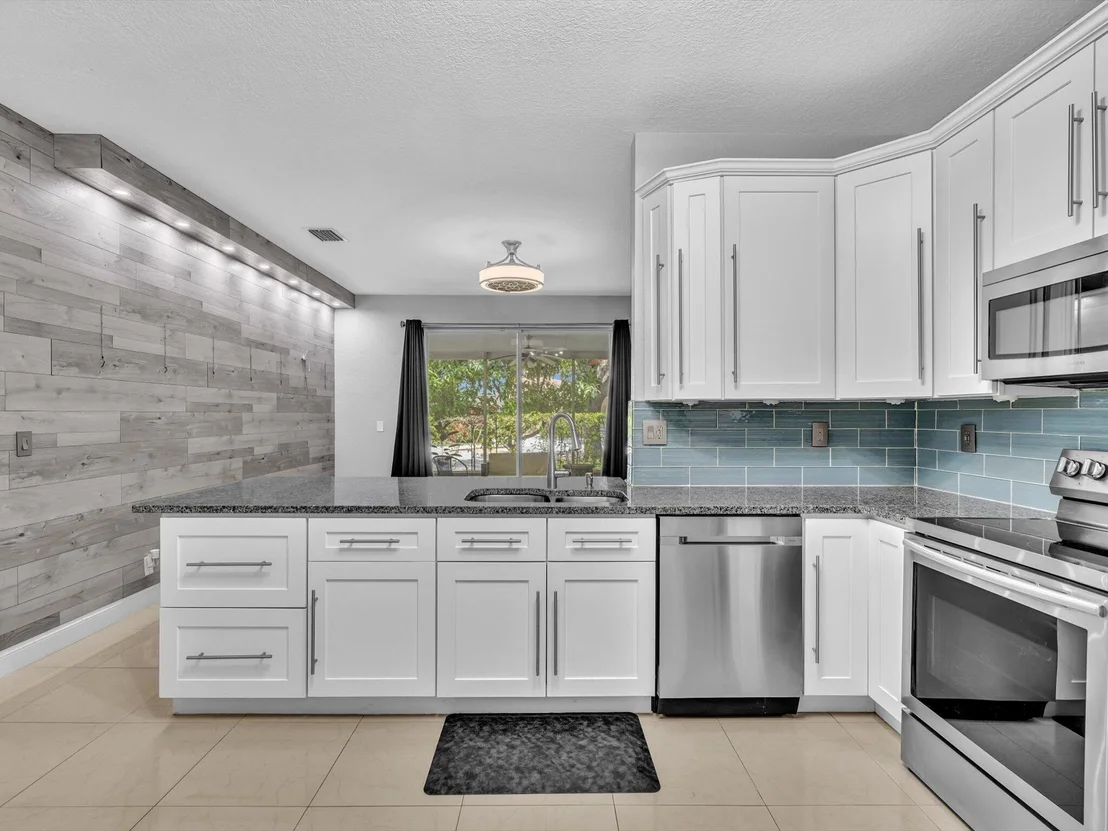 Photo of 5323 Eagle Cay Way
