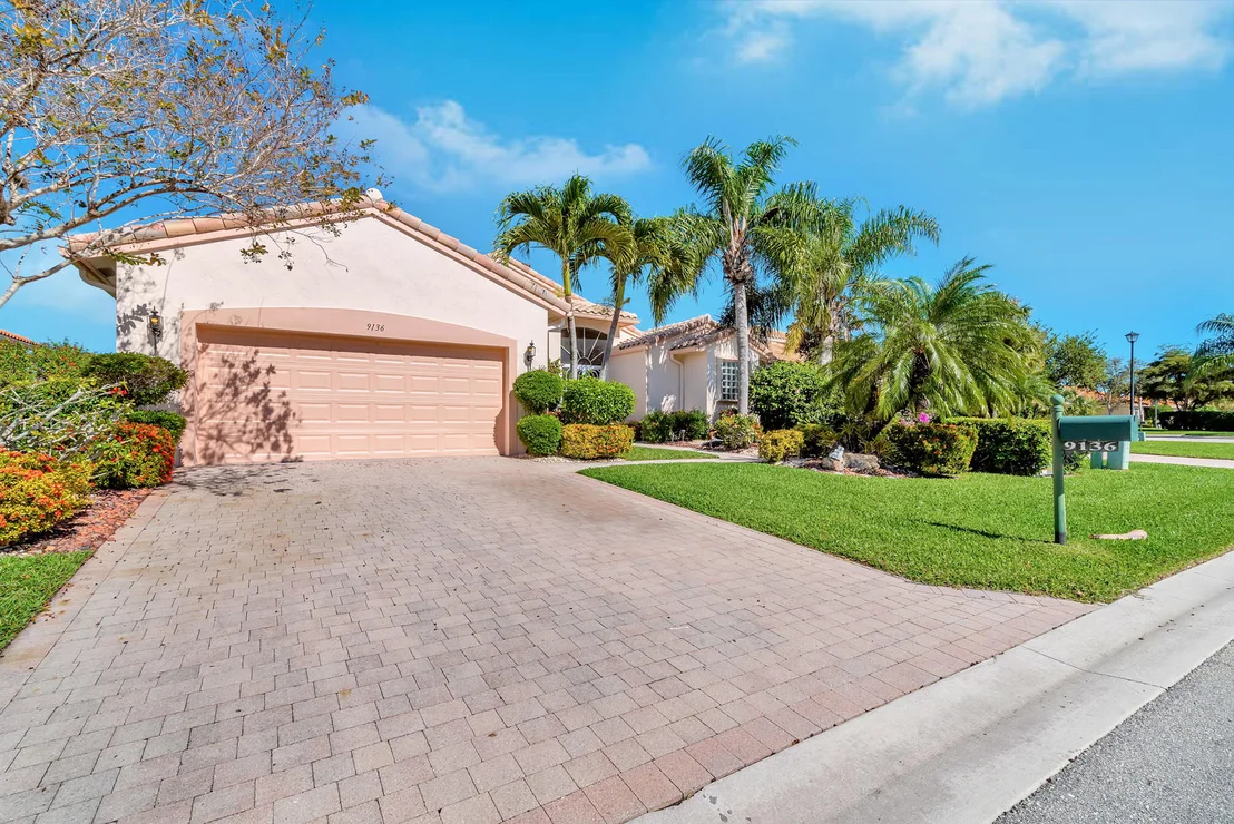 Photo of 9136 Taverna Way