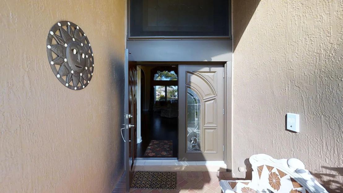 Photo of 11331 Edgewater Circle