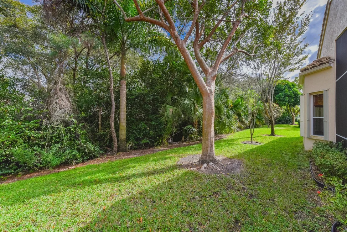 Photo of 8976 Terni Lane