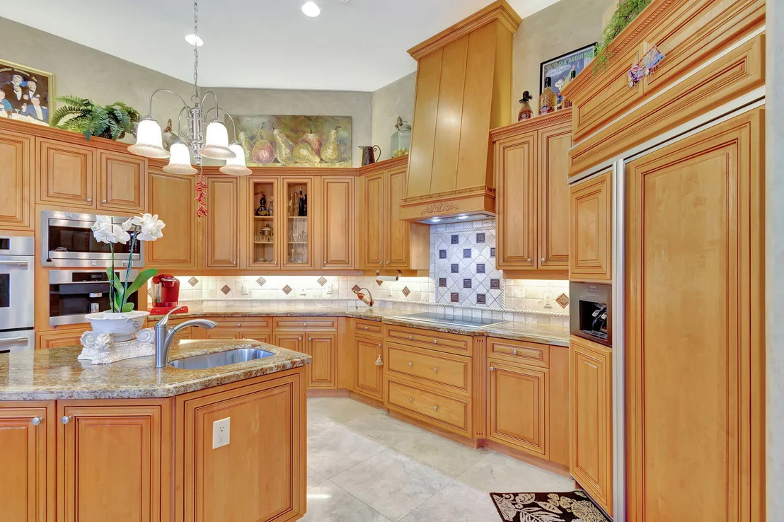 Photo of 2330 Tecumseh Circle