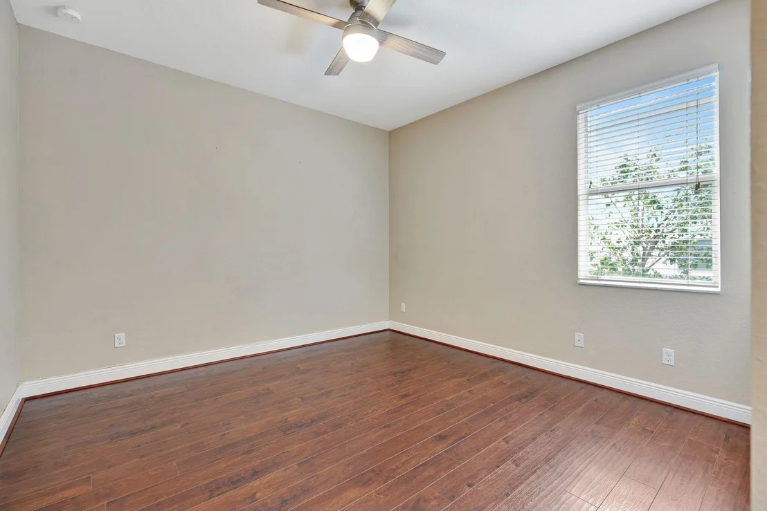 Photo of 189 Umbrella Place