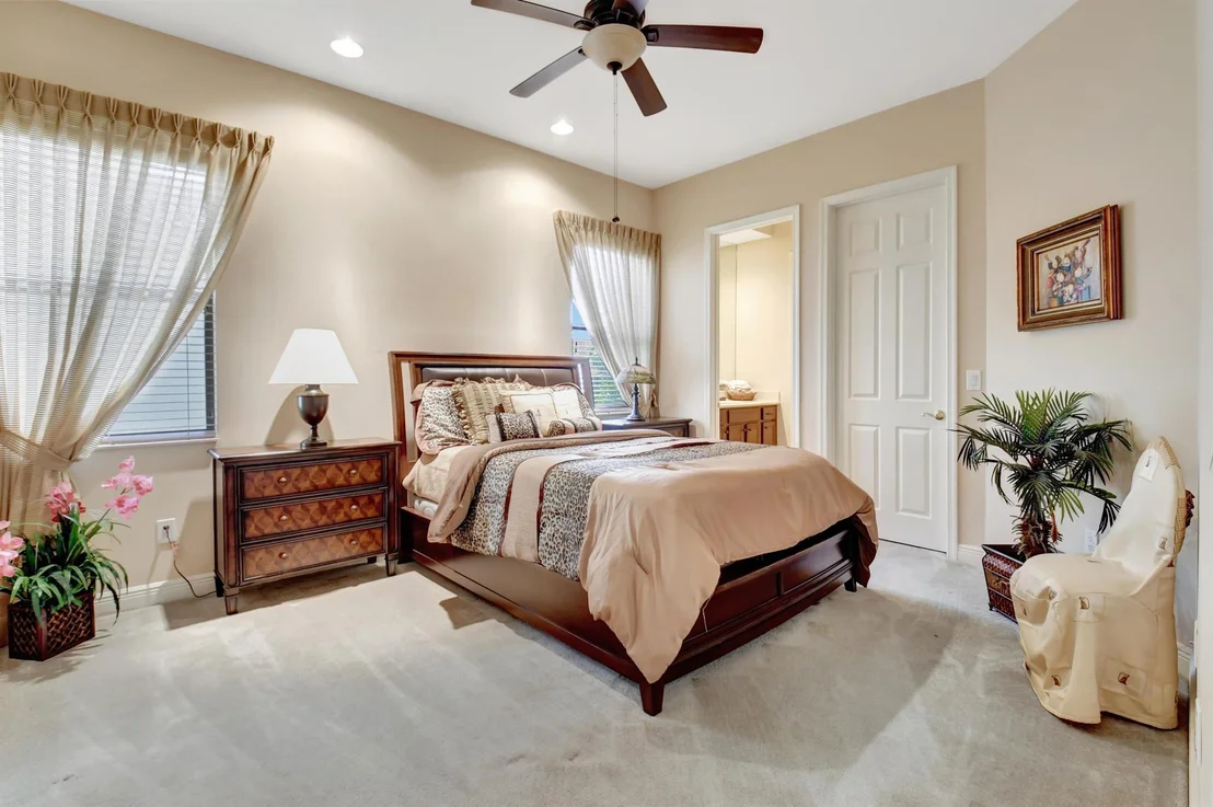 Photo of 9218 Isles Cay Drive