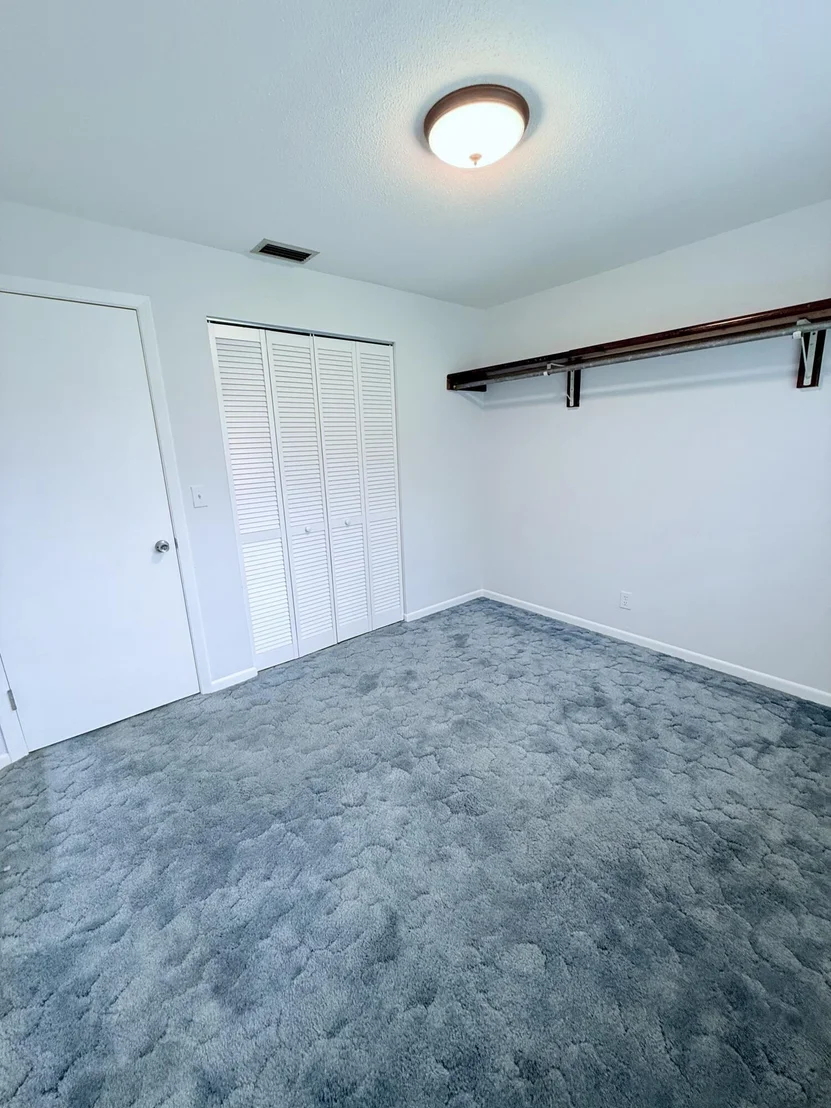 Photo of 803 SE 13th Street