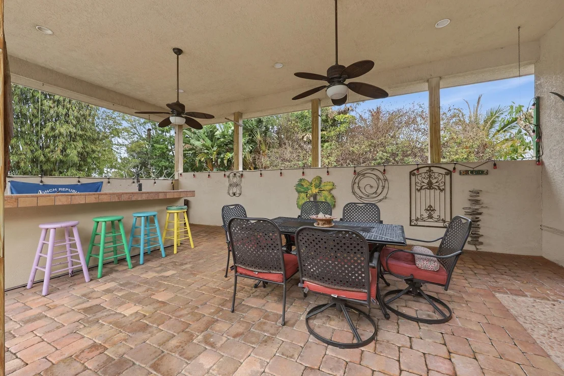 Photo of 2412 SE Saint Lucie Boulevard