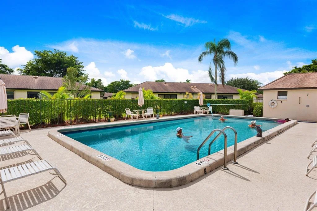 Photo of Unit B at 4826 Equestrian Circle