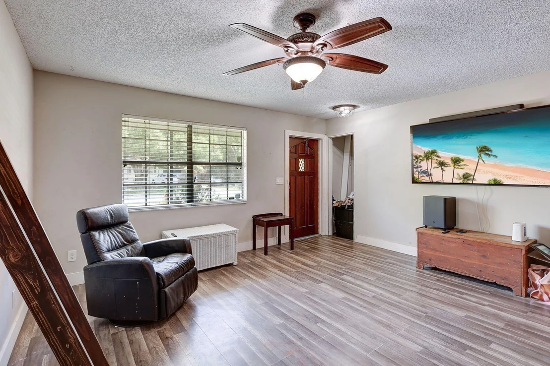 Photo of 6107 Hickory Drive