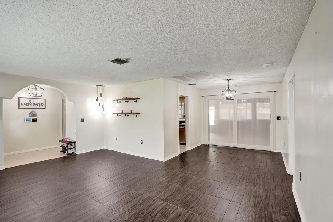 Photo of 3501 Boulevard Chatelaine Boulevard
