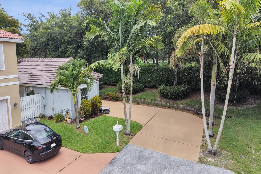 Photo of 6898 Silverado Terrace