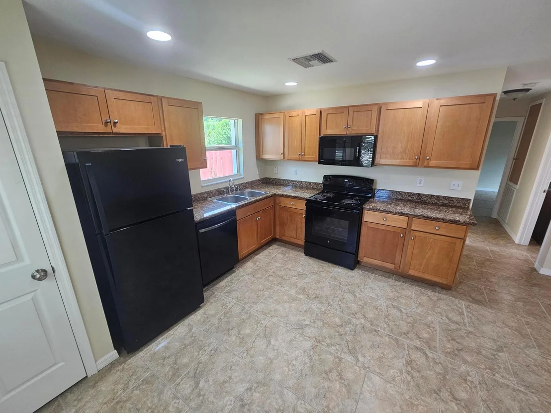 Photo of 1749 NE 2nd Street