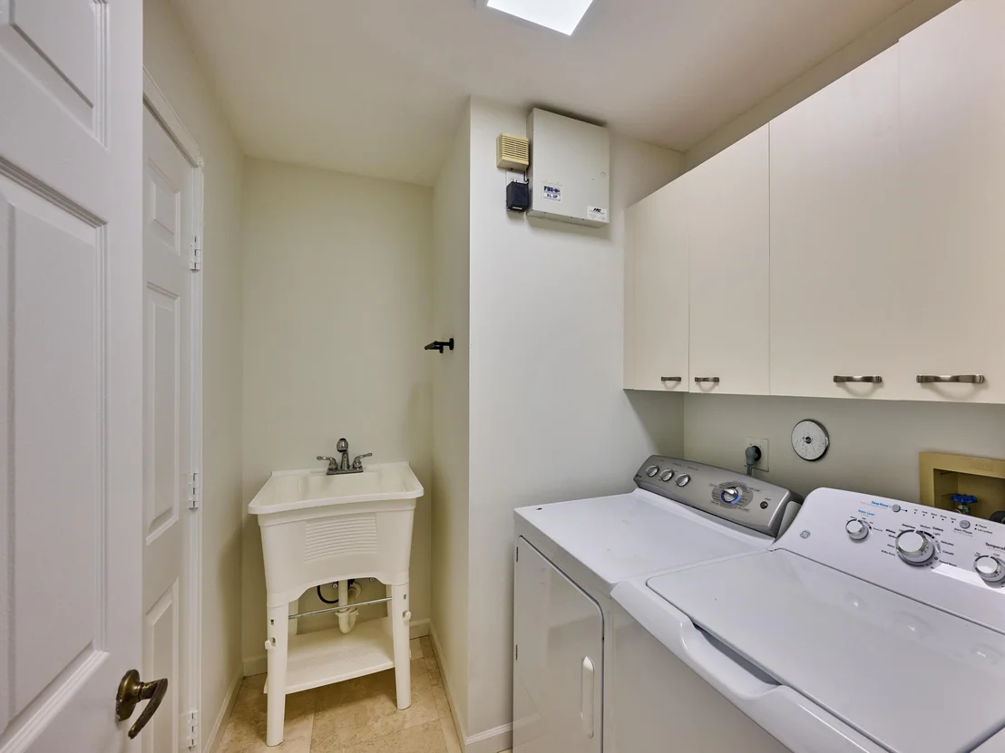 Photo of 7576 Rockport Circle