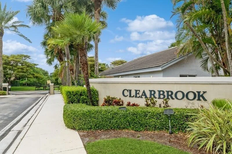 Photo of 2815 N Clearbrook Circle