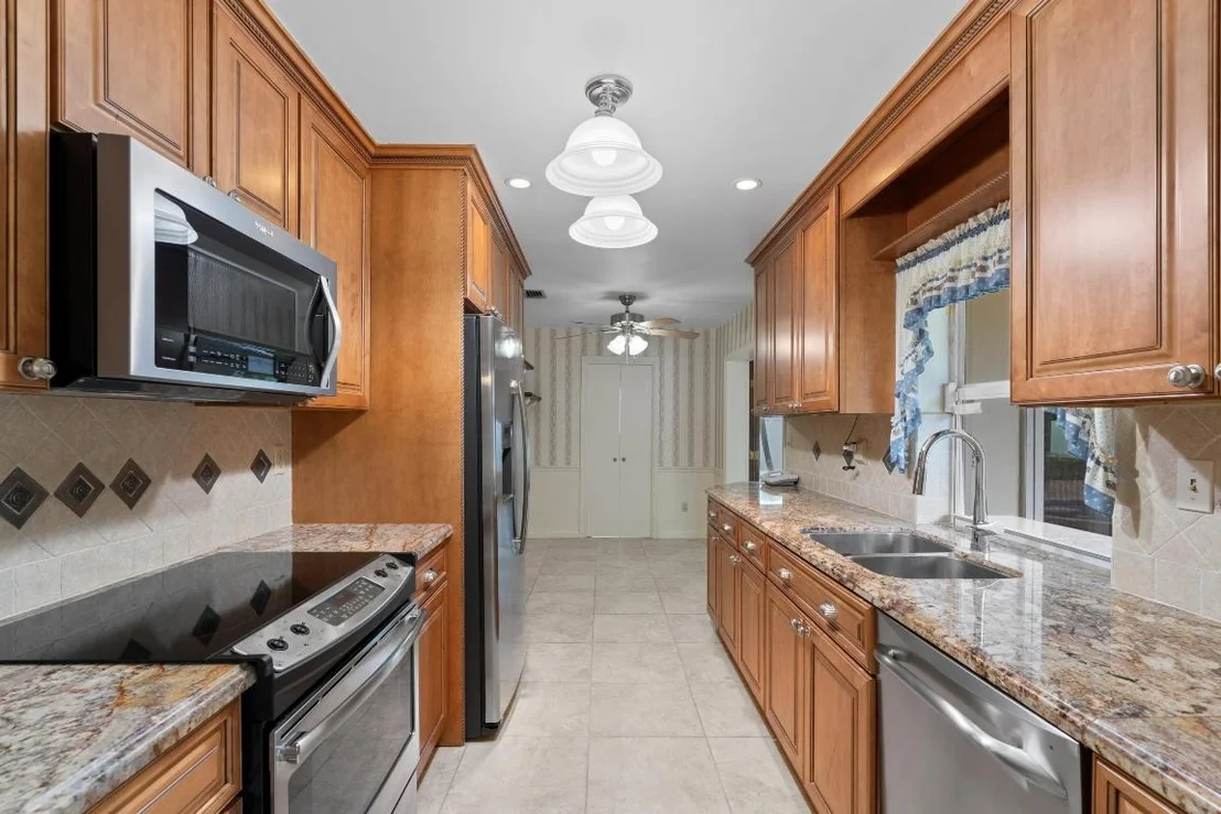 Photo of 3288 NW 25th Way