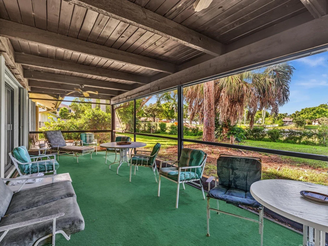 Photo of 3537 Lakeview Drive