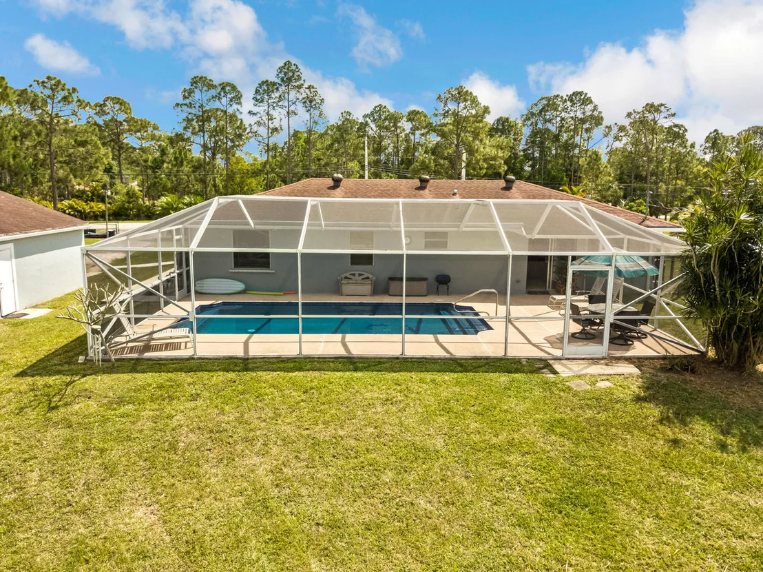 Photo of 4793 Avocado Boulevard