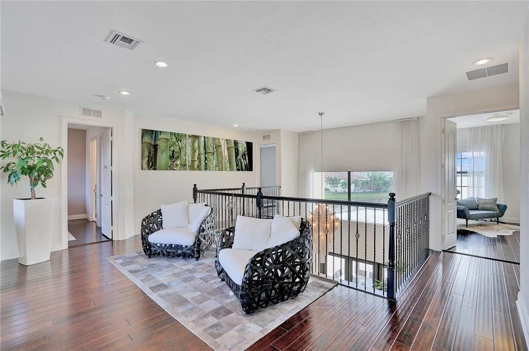 Photo of 8760 Lakeview Drive